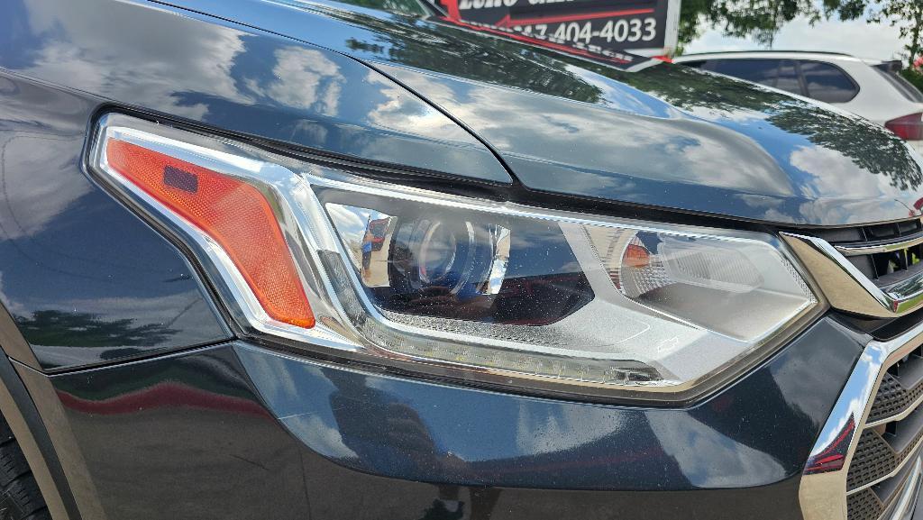 used 2018 Chevrolet Traverse car, priced at $11,850