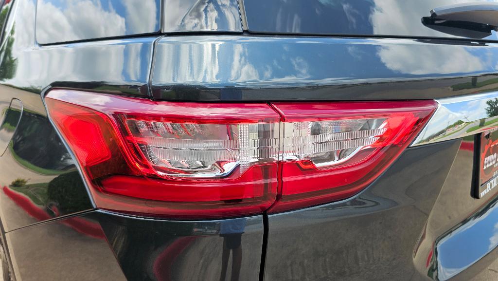 used 2018 Chevrolet Traverse car, priced at $11,850