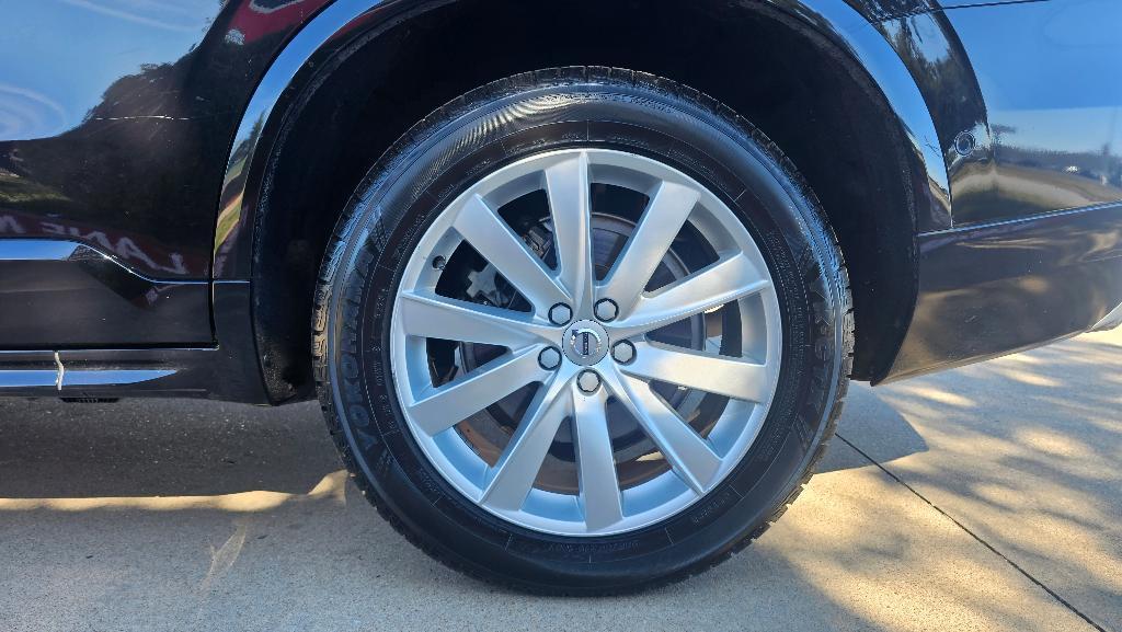 used 2017 Volvo XC90 car, priced at $16,350