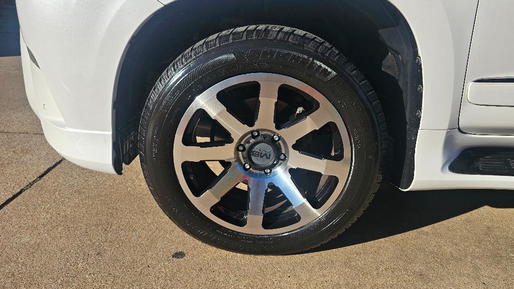 used 2014 Lexus GX 460 car, priced at $18,450