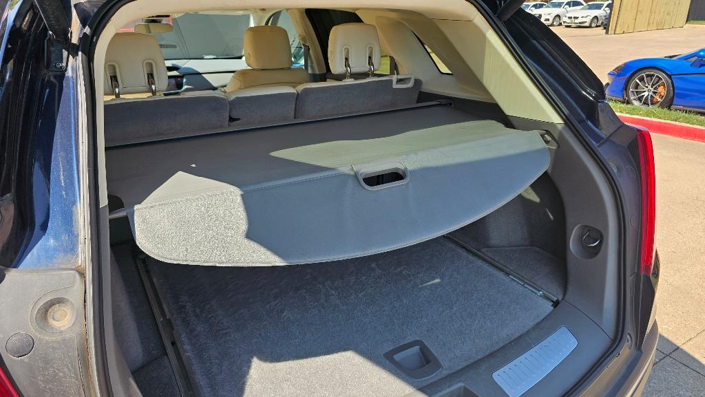 used 2017 Cadillac XT5 car, priced at $12,350