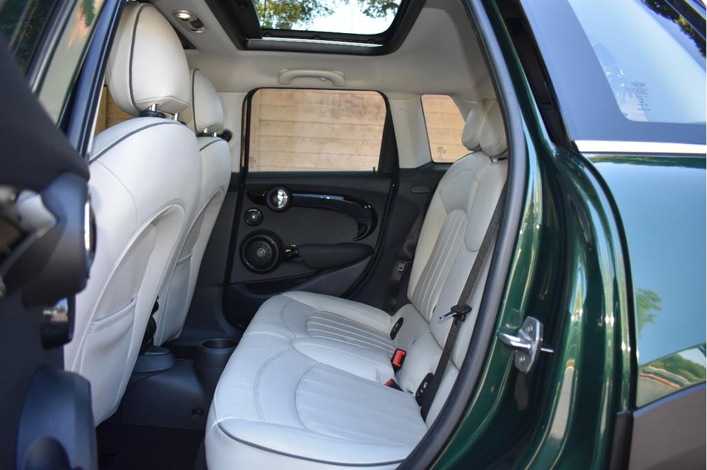 used 2019 MINI Hardtop car, priced at $18,900