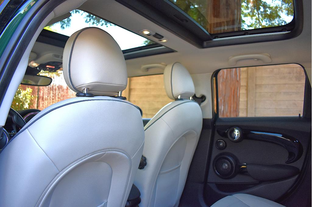 used 2019 MINI Hardtop car, priced at $18,900