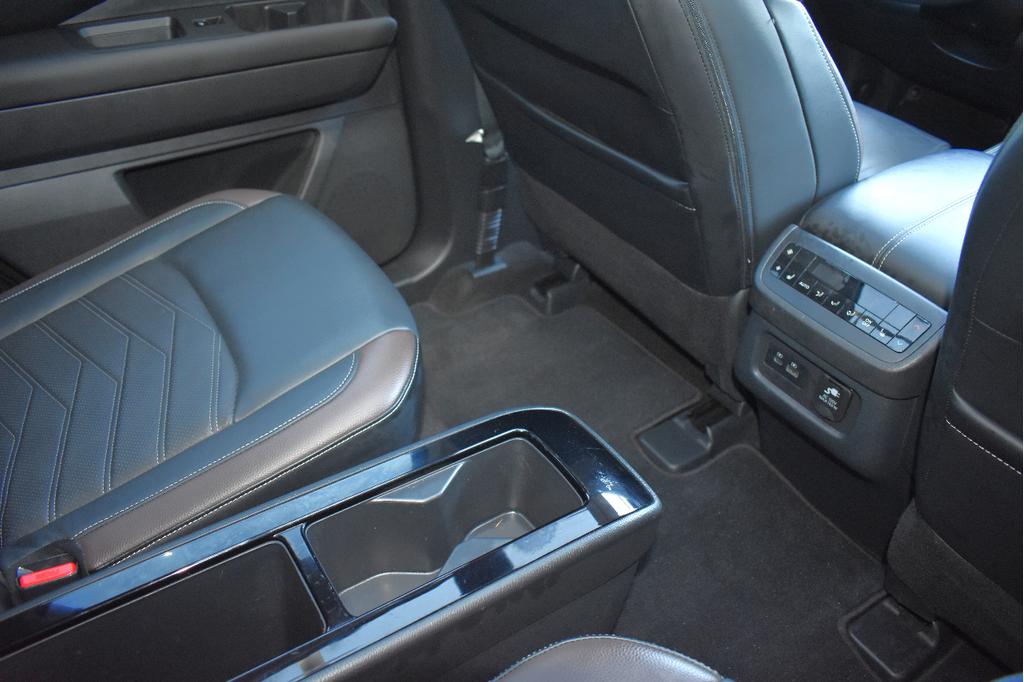 used 2023 Nissan Pathfinder car, priced at $40,800