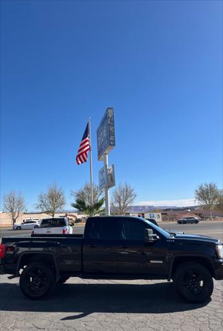 used 2018 GMC Sierra 1500 car, priced at $19,995