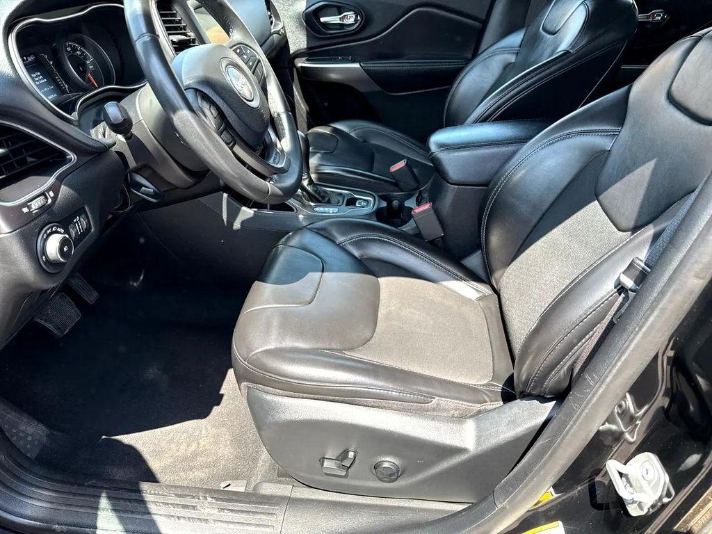used 2020 Jeep Cherokee car, priced at $16,995