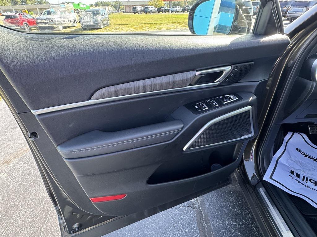 used 2023 Kia Telluride car, priced at $34,823