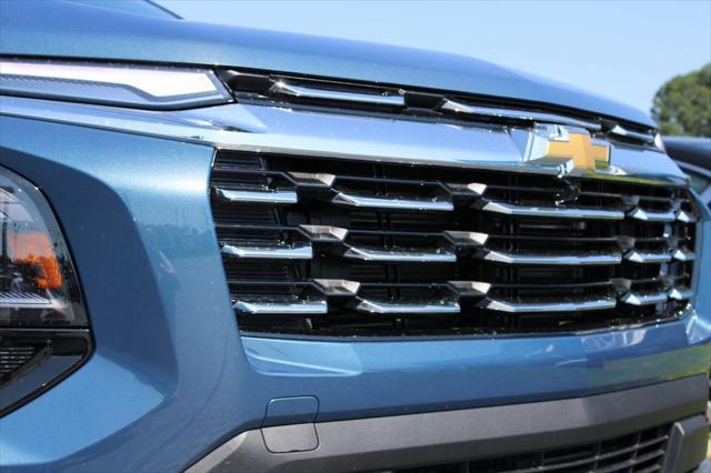 new 2026 Chevrolet Equinox car, priced at $32,045