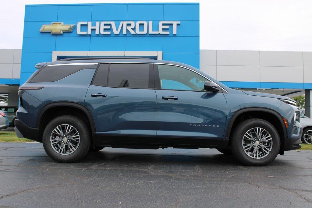 new 2026 Chevrolet Traverse car, priced at $42,888