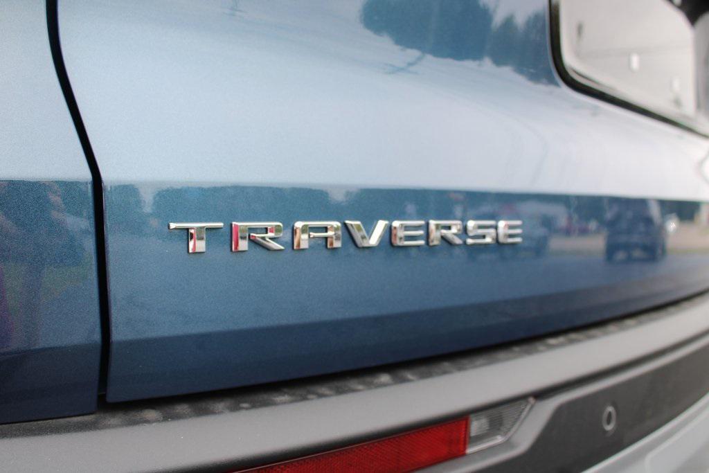 new 2026 Chevrolet Traverse car, priced at $42,888