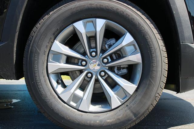 new 2026 Chevrolet Equinox car, priced at $32,045