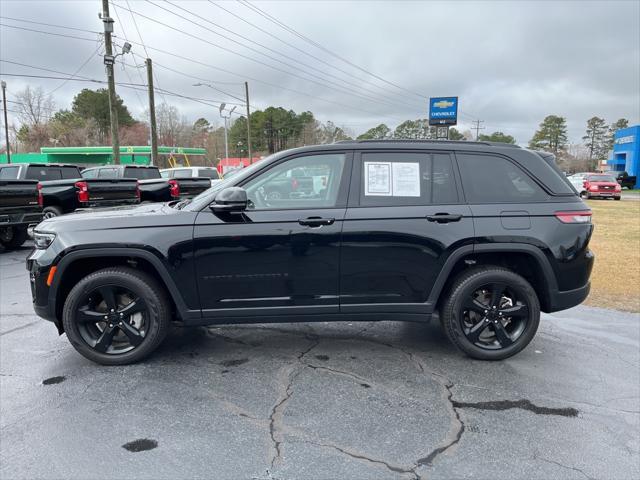used 2023 Jeep Grand Cherokee car, priced at $35,989