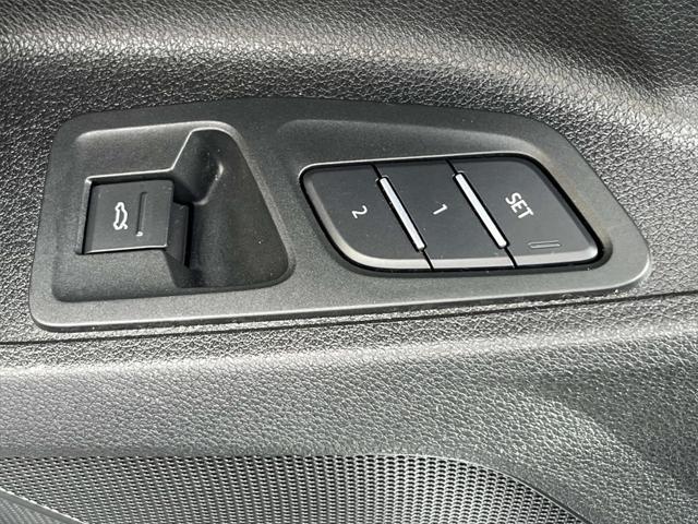 used 2024 Audi Q3 car