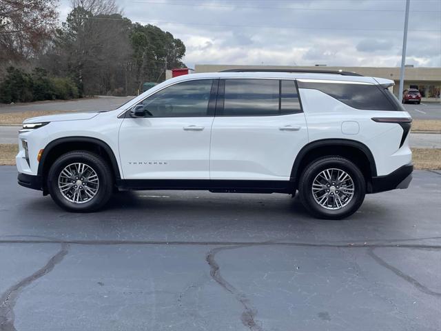 new 2025 Chevrolet Traverse car, priced at $39,895