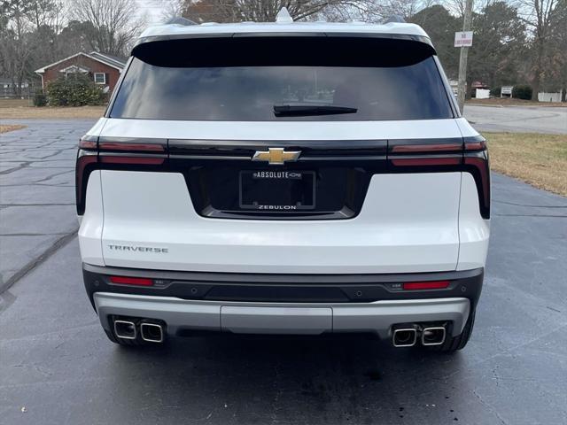 new 2025 Chevrolet Traverse car, priced at $39,895