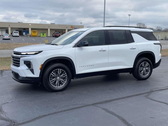 new 2025 Chevrolet Traverse car, priced at $39,895