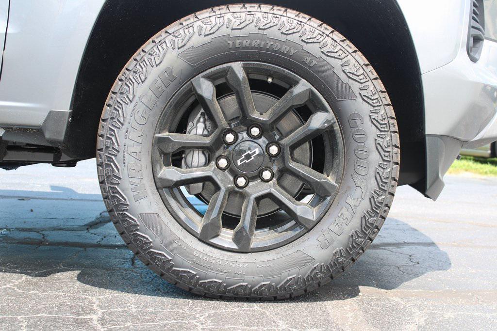 new 2025 Chevrolet Colorado car, priced at $47,777