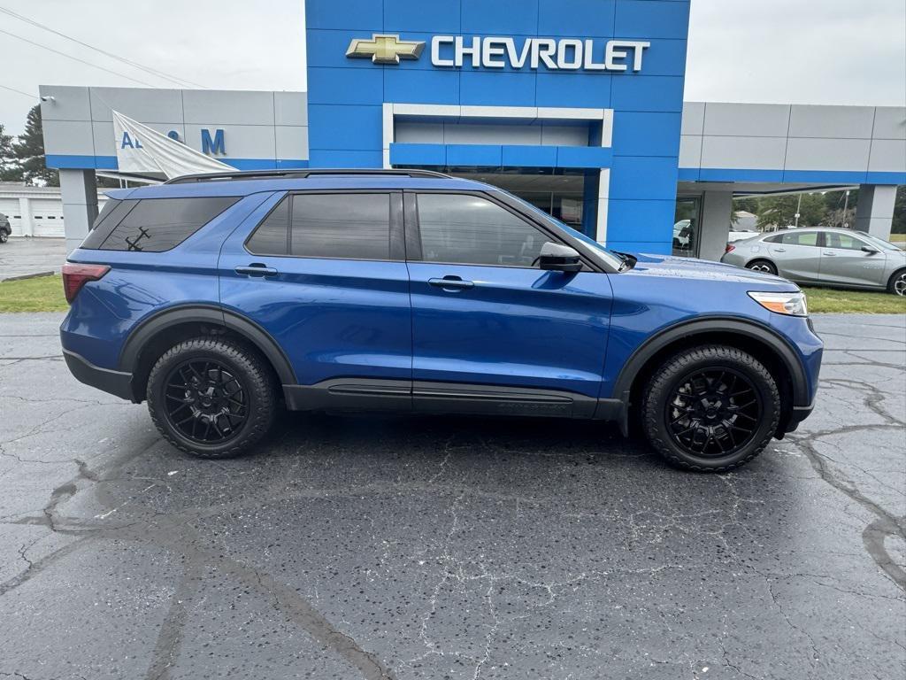 used 2022 Ford Explorer car, priced at $24,918