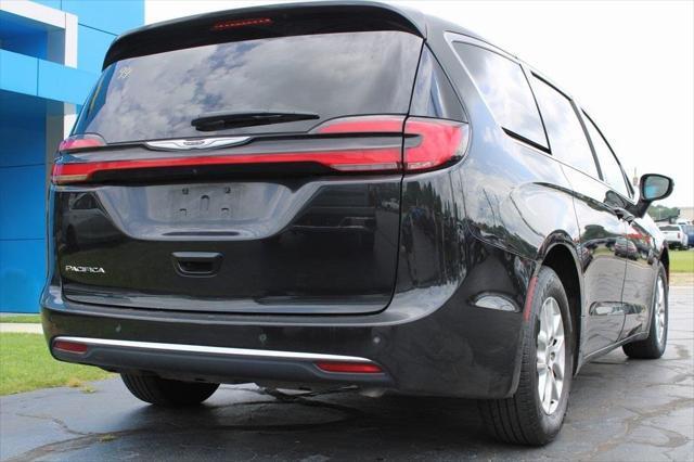 used 2023 Chrysler Pacifica car, priced at $24,999