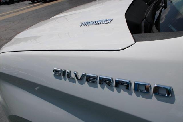 new 2025 Chevrolet Silverado 1500 car, priced at $40,512
