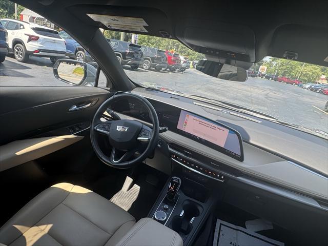 used 2024 Cadillac XT4 car, priced at $33,888