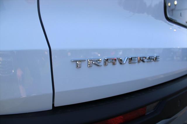 new 2025 Chevrolet Traverse car, priced at $40,418