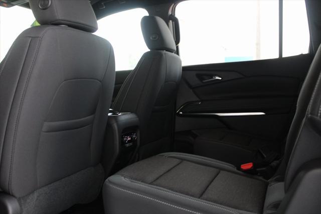 new 2025 Chevrolet Traverse car, priced at $40,418
