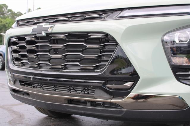 new 2025 Chevrolet Trax car, priced at $27,023