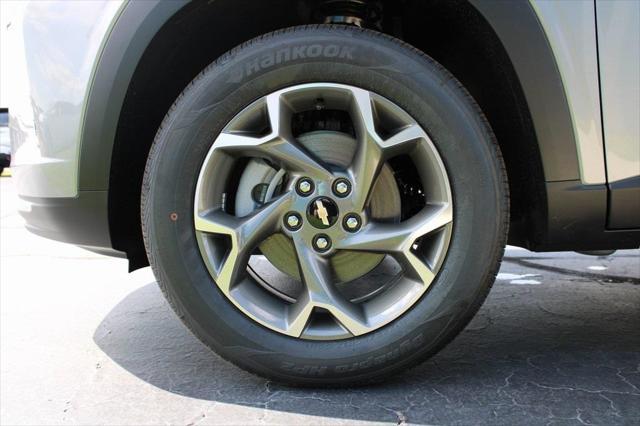 new 2025 Chevrolet Trax car, priced at $22,890