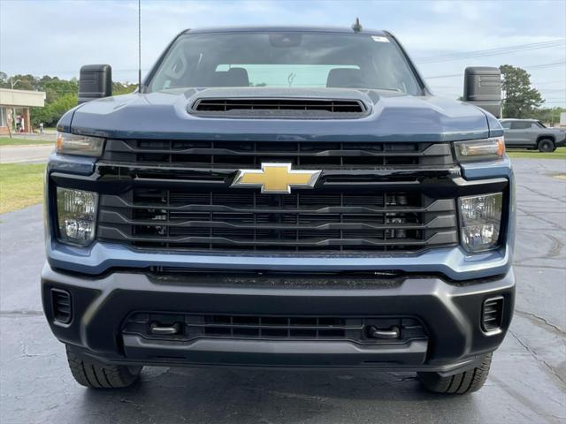 new 2025 Chevrolet Silverado 3500 car, priced at $61,961