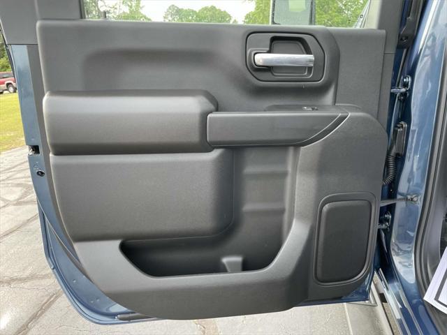 new 2025 Chevrolet Silverado 3500 car, priced at $61,961
