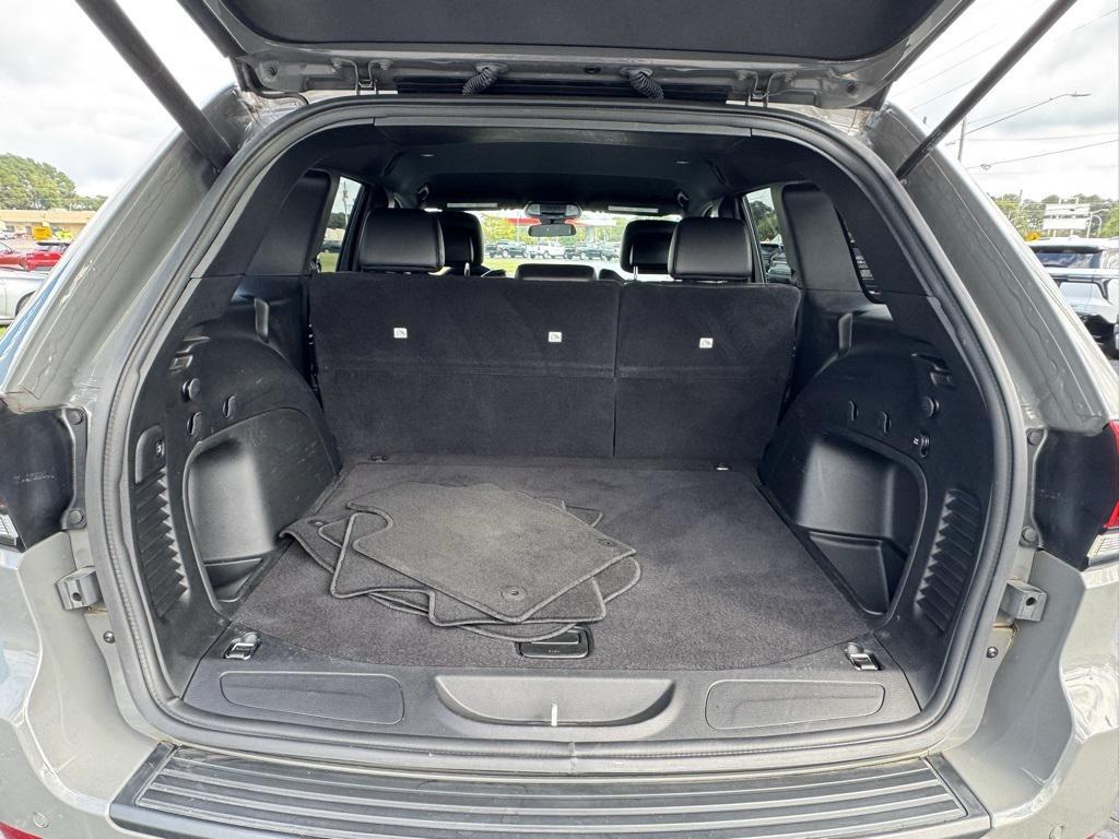 used 2021 Jeep Grand Cherokee car, priced at $18,494