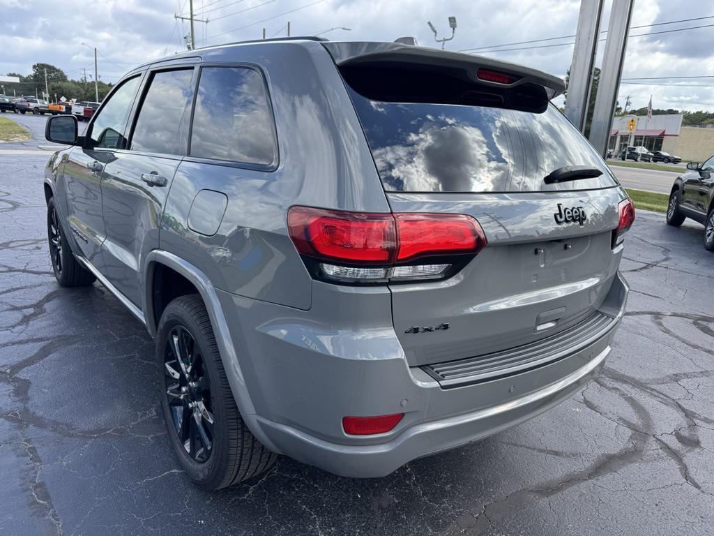 used 2021 Jeep Grand Cherokee car, priced at $18,494