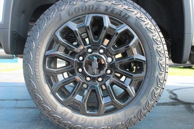 new 2025 Chevrolet Silverado 2500 car, priced at $79,999