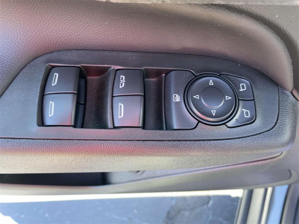 used 2021 Chevrolet Equinox car