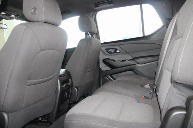 used 2023 Chevrolet Traverse car, priced at $26,998