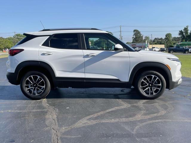 new 2025 Chevrolet TrailBlazer car, priced at $25,066