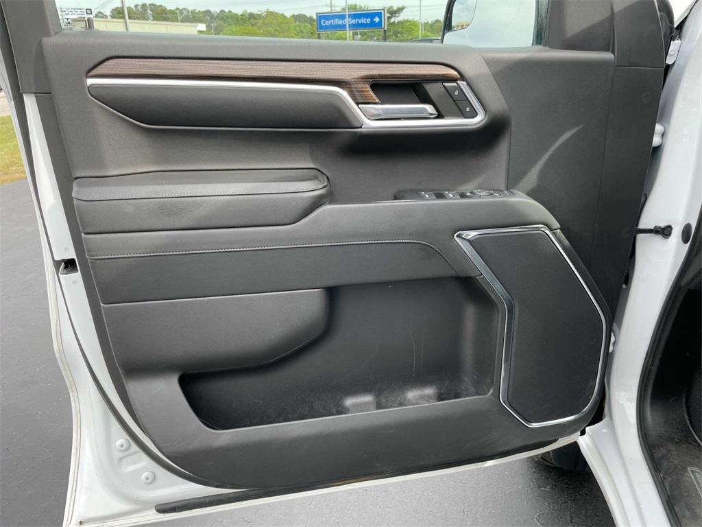 used 2023 Chevrolet Silverado 1500 car, priced at $39,888