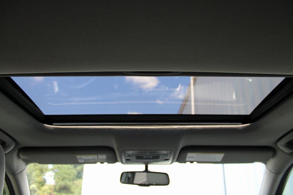 used 2015 Toyota Highlander car, priced at $12,511