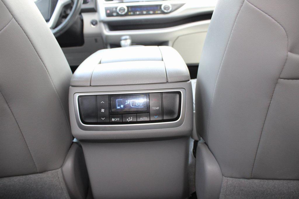 used 2015 Toyota Highlander car, priced at $12,511