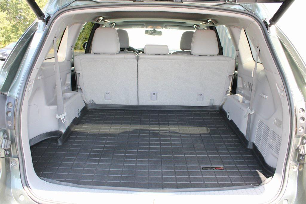 used 2015 Toyota Highlander car, priced at $12,511