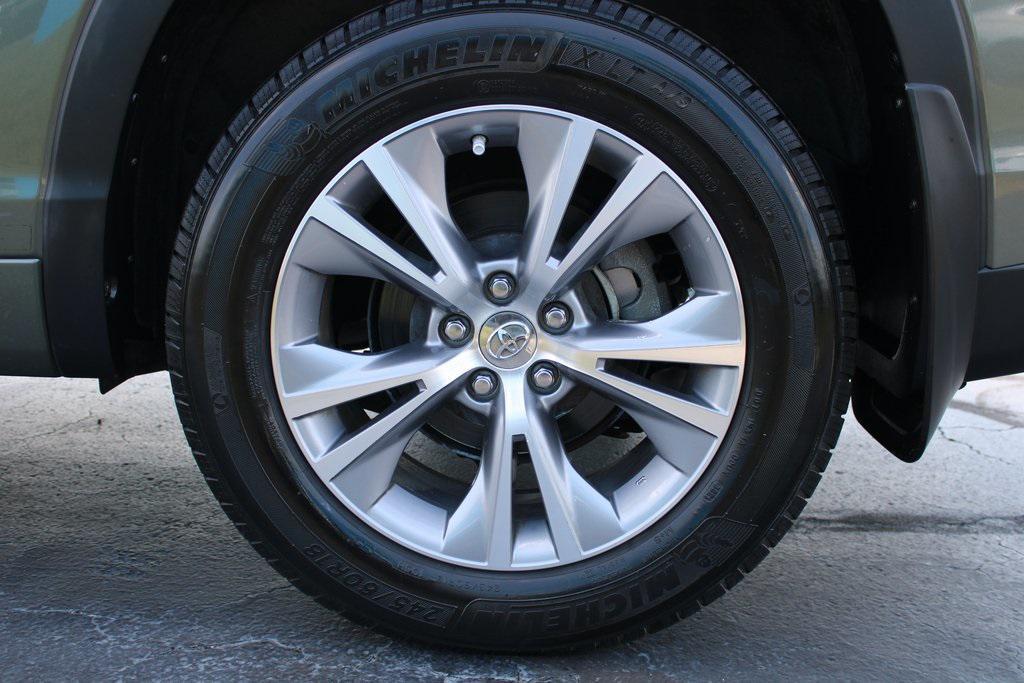 used 2015 Toyota Highlander car, priced at $12,511