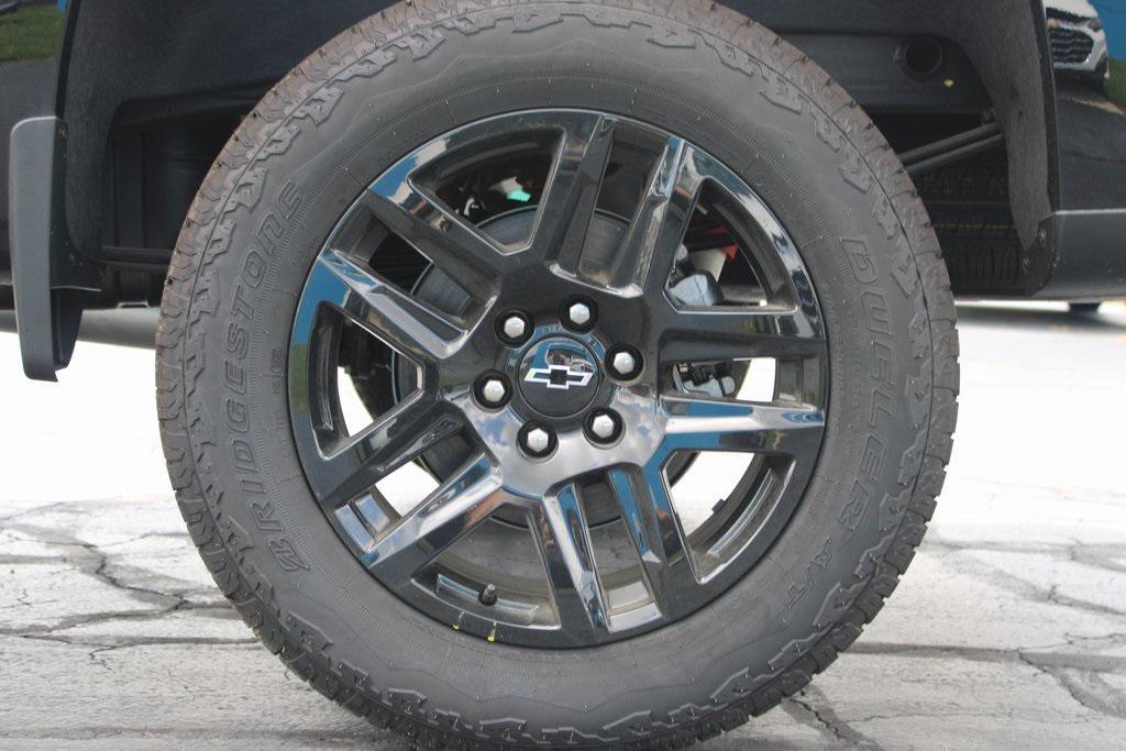 new 2025 Chevrolet Silverado 1500 car, priced at $55,993