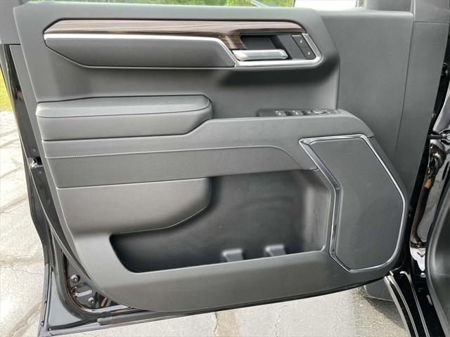 new 2025 Chevrolet Silverado 1500 car, priced at $55,993