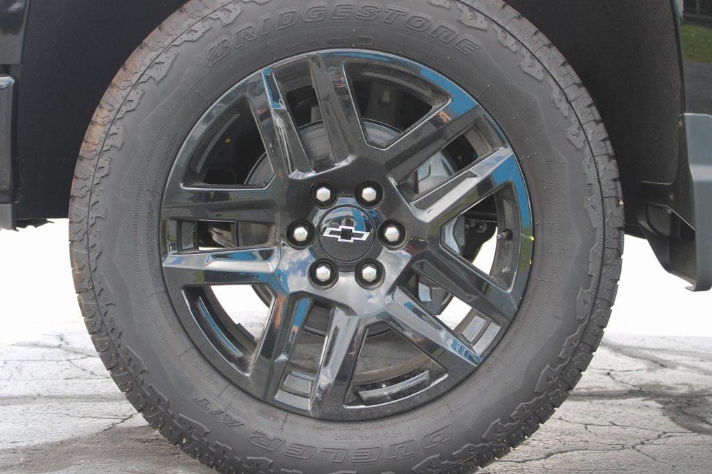 new 2025 Chevrolet Silverado 1500 car, priced at $55,993
