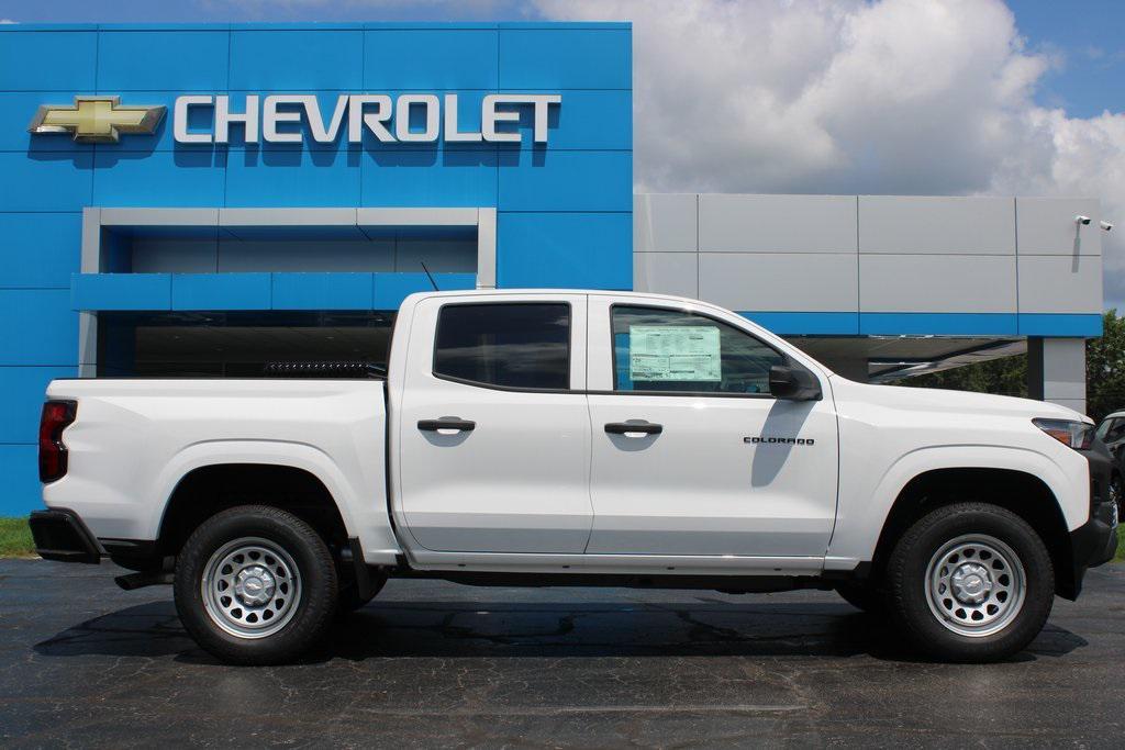 new 2025 Chevrolet Colorado car, priced at $32,956