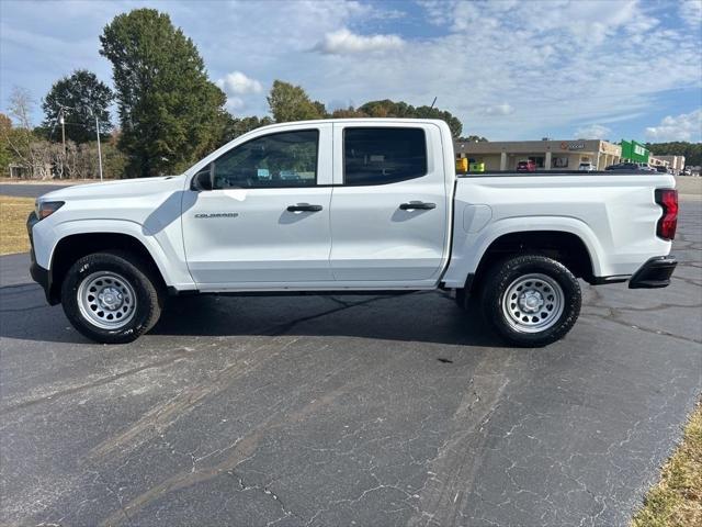 new 2024 Chevrolet Colorado car, priced at $29,564