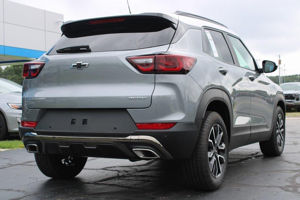 new 2025 Chevrolet TrailBlazer car, priced at $28,888