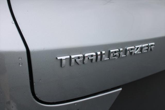 new 2025 Chevrolet TrailBlazer car, priced at $29,411