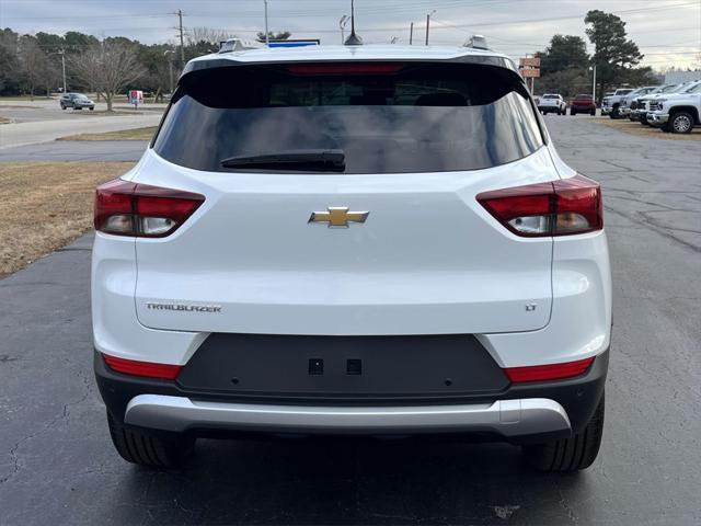 new 2025 Chevrolet TrailBlazer car, priced at $25,536